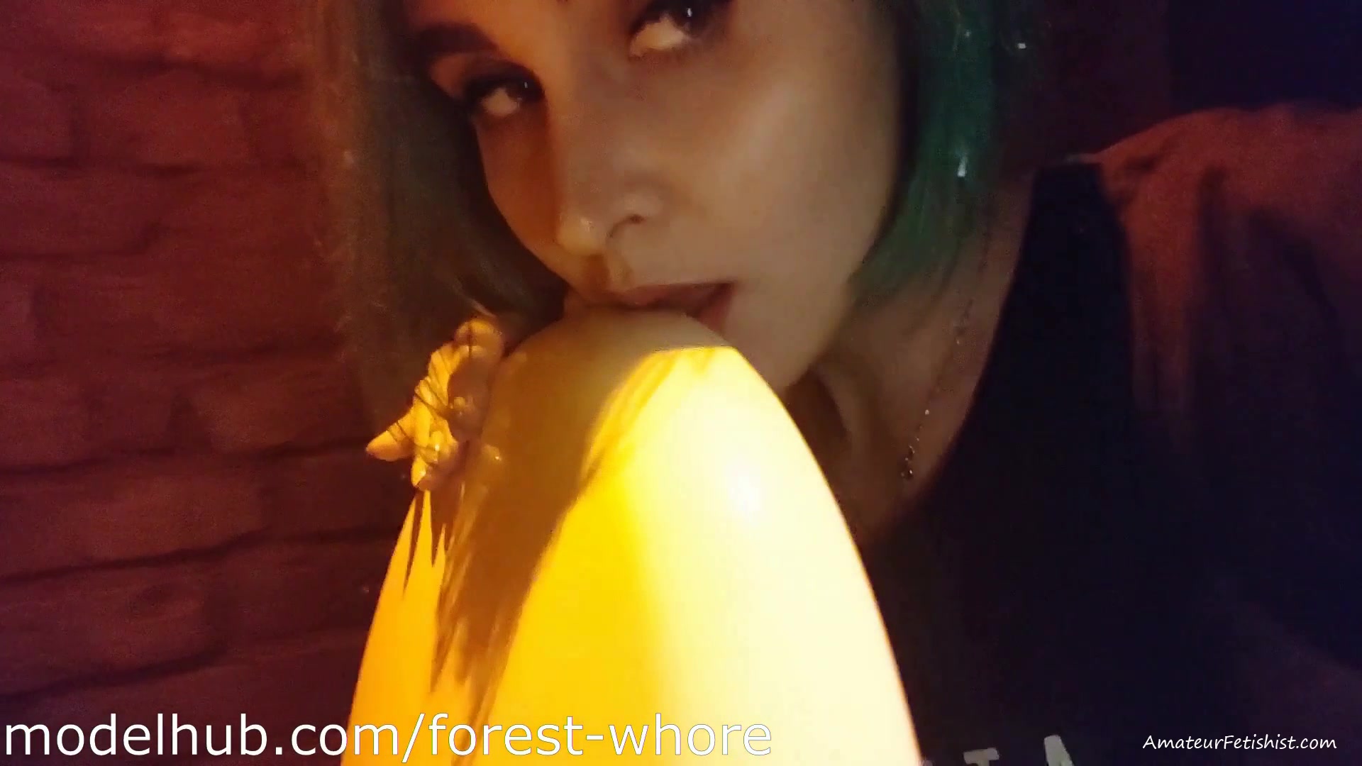 Forest Whore – Licking public toilets