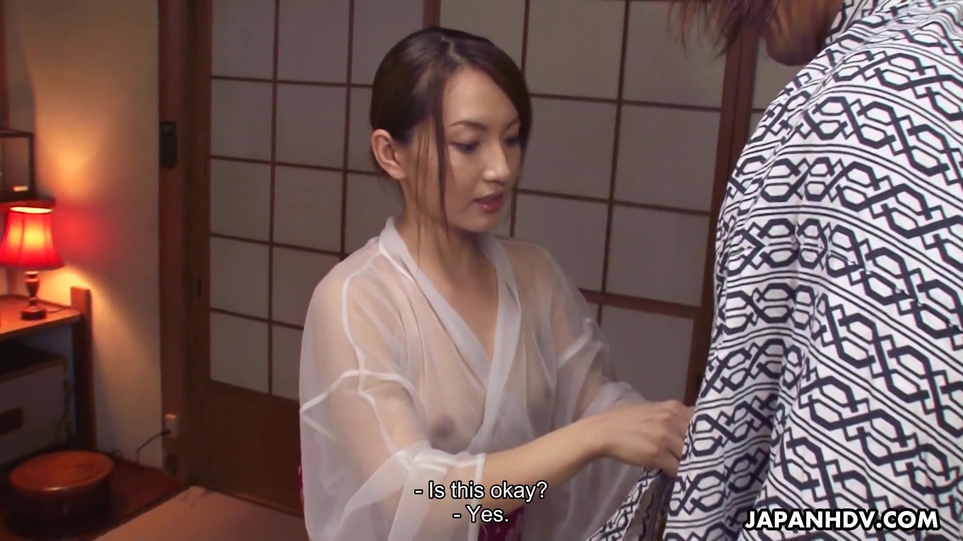 Hitomi Hayama – Our Kimono Lady Today Who Takes You To A Spa To Bathe You