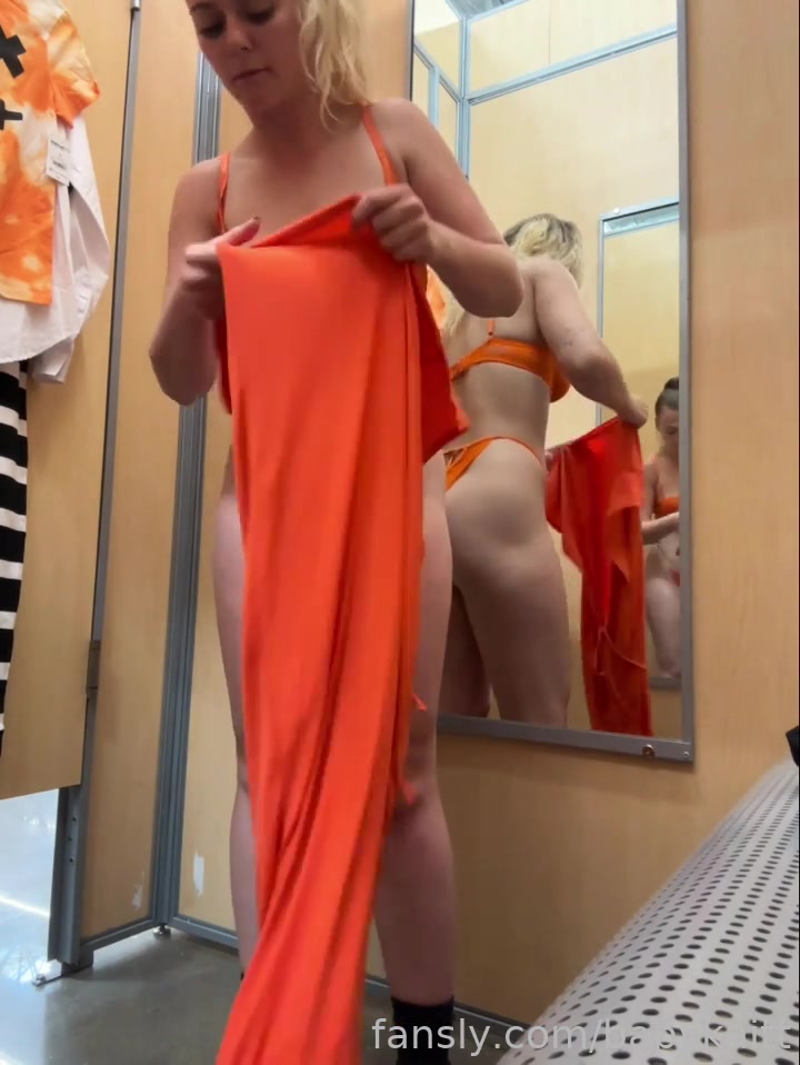 Babykaitt-11-09-2023-Fitting Room Solo Play Watch As i Strip Off My Clothes And Try On This Super Sexy Ora