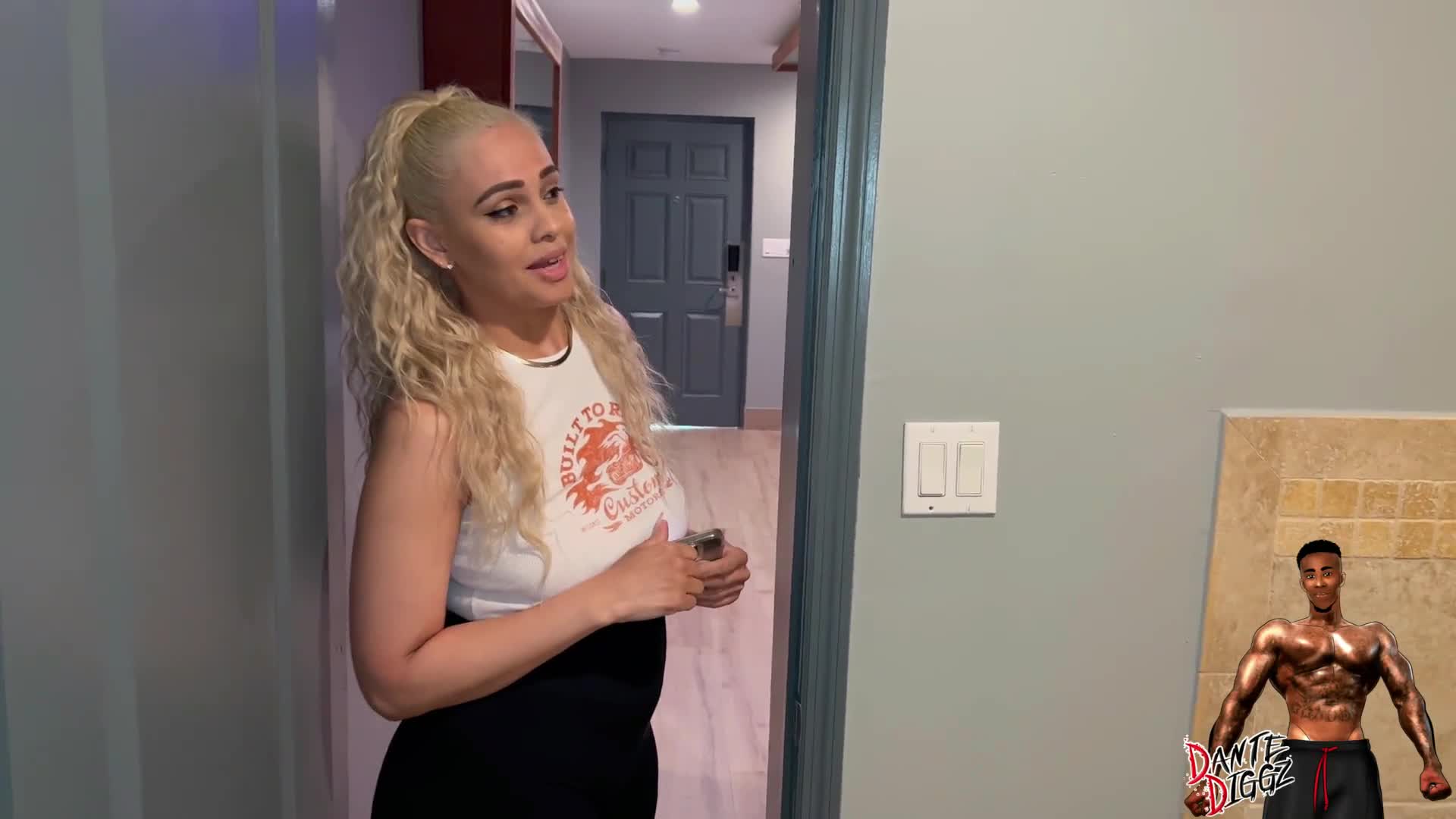 Dante Diggz – 2 Keys, 1 Room! Bubble Butt Latina Jeyla Spice Gets Dicked Down By A Stranger
