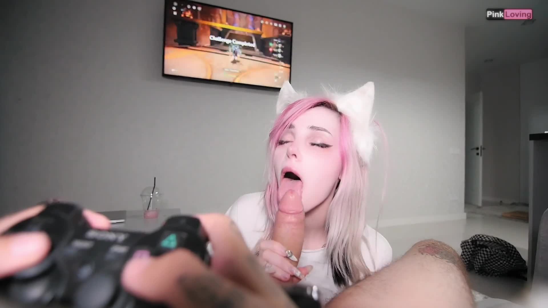 pinkloving – Bitch fucks my dick while I play Genshin Impact – pinkloving ????