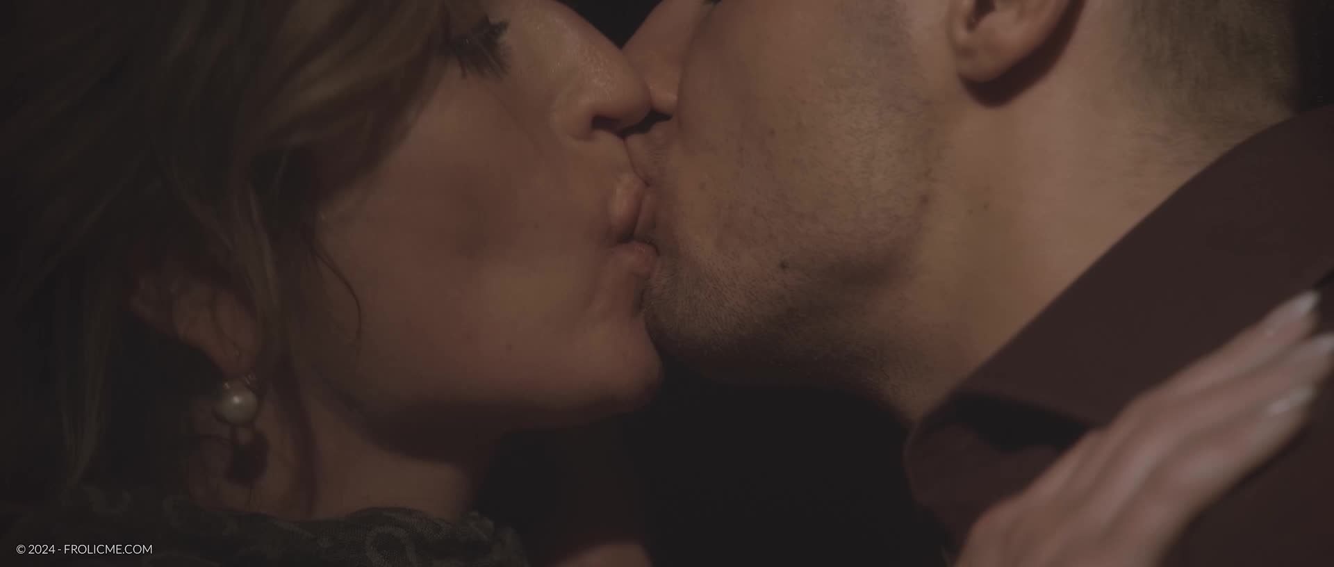 Julia North – Cocklicious